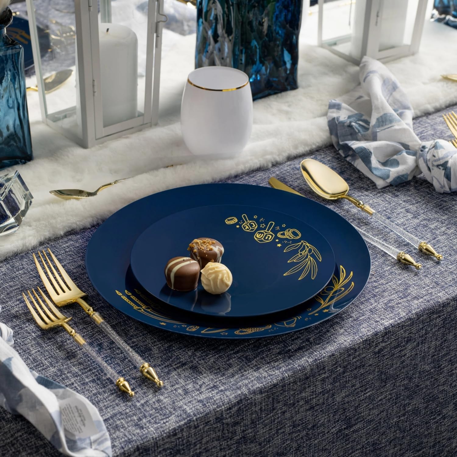 Chanukah Collection Plastic Plates Combo - 10.25"/7.5" (Pack of 32), Elegant Royal Blue & Gold Party Tableware